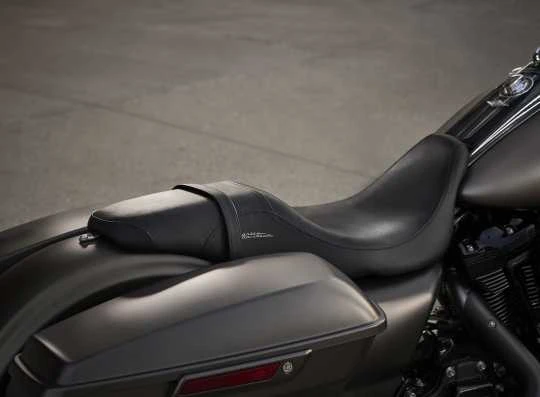 Harley Davidson Badlander Sitz 13" Vinyl Schwarz 2 Harley Davidson Badlander Sitz 13" Vinyl Schwarz – Bild 2